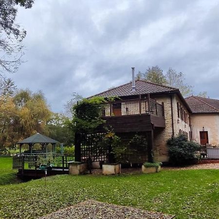 Willa Le Moulin Du Fontcourt Chasseneuil-sur-Bonnieure Zewnętrze zdjęcie